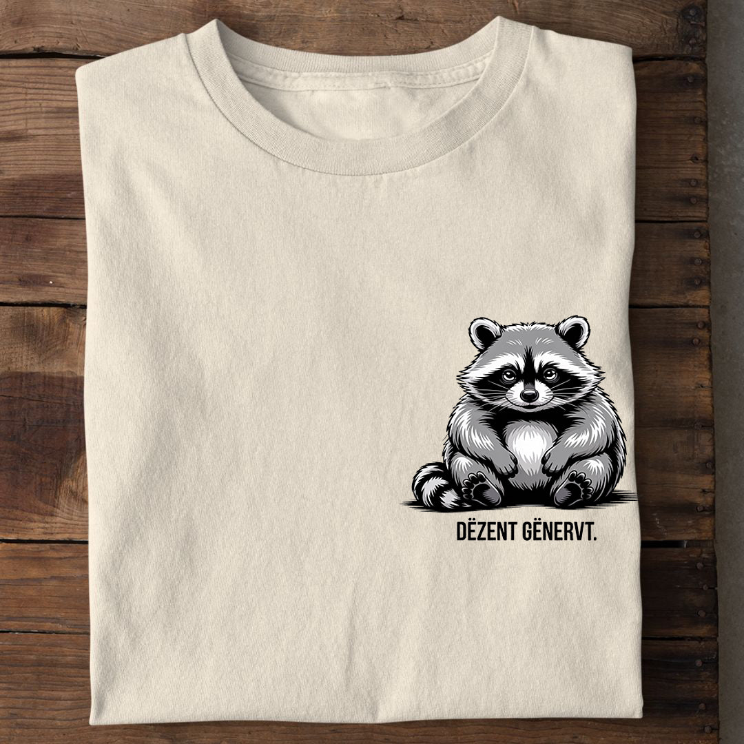 T-Shirt Dezent Genervt Waschbär, Seitenansicht