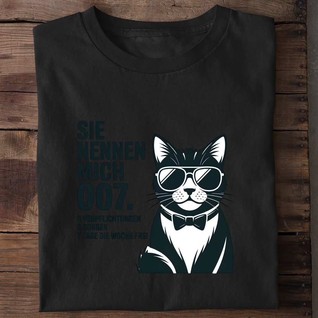 T-Shirt Sie nennen mich 007, getragen