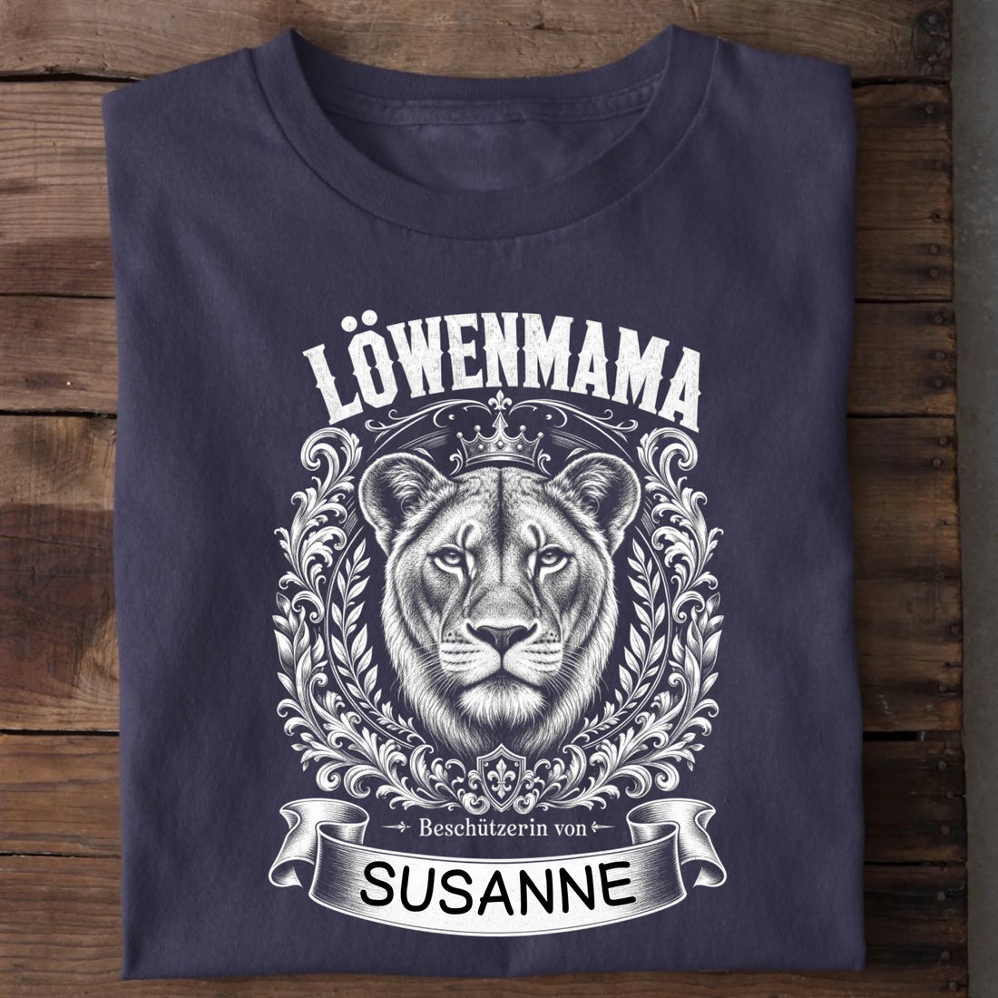 Personalisierbares T-Shirt mit Motiv 'Löwenmama', Ansicht 2