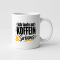 Lustige Tasse mit Spruch Ich laufe auf Koffein und Sarkasmus, Henkel seitlich