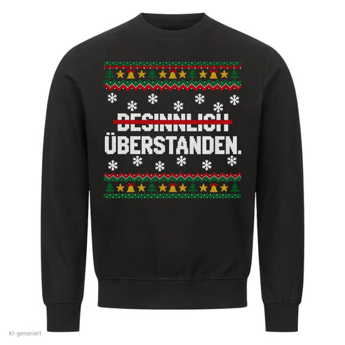 Weihnachtspullover mit Spruch Besinnlich überstanden - Ugly Christmas Sweater in Schwarz